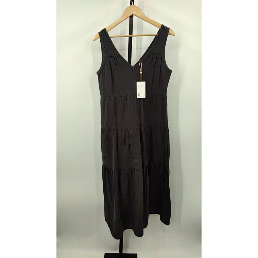 Quince Black Tiered V-Neck Sleeveless Maxi Dress